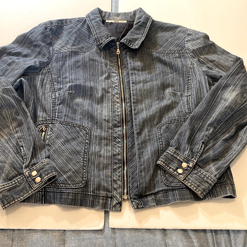 Stylish Striped Denim Jacket for Women